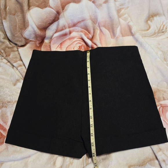 Wet Seal Black High Waist Pull-On Shorts S XL Gold Button Accent NEVER WORN - Picture 3 of 4